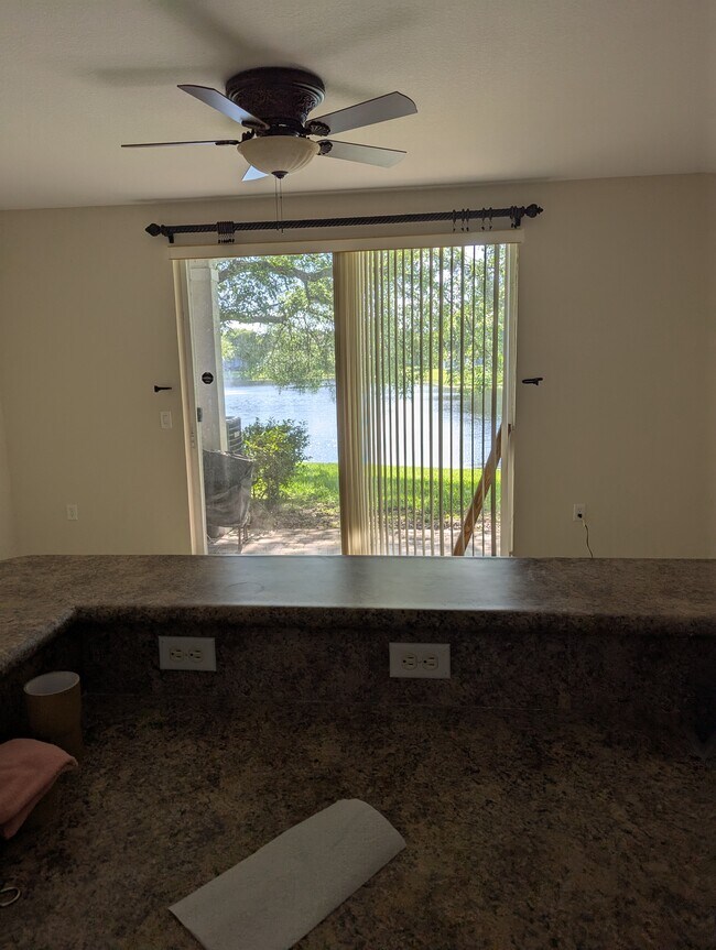 Foto del edificio - 2574 SW 82nd Ave
