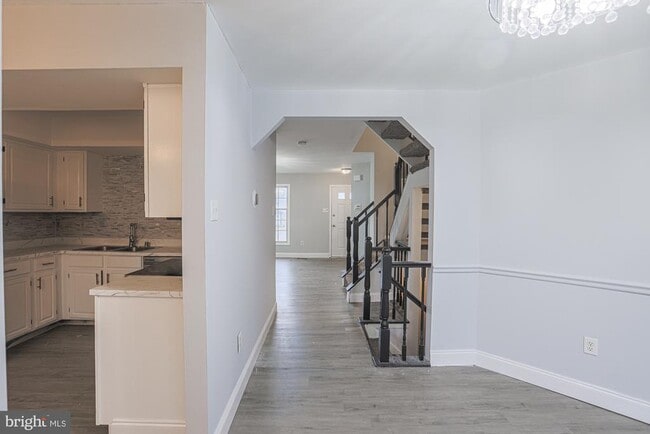 Foto del edificio - 13 Donn Ct