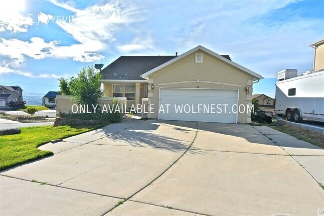 Building Photo - Spacious 4 Bedroom Draper Home with 2 Kitc...