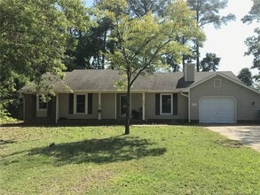 Building Photo - 7209 Pebblebrook Dr