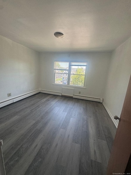 Building Photo - 169 Birdseye St