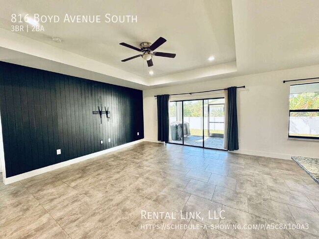 Foto del edificio - 816 Boyd Ave S