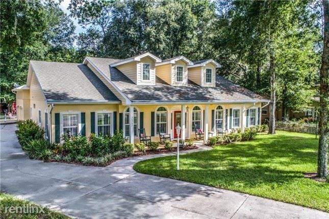 Foto del edificio - 3 br, 3 bath House - 26243 Troon Ave