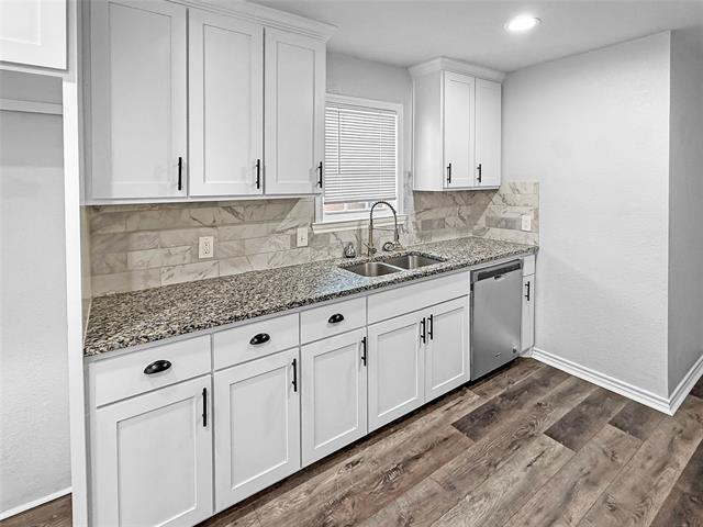 Building Photo - 3201 Ryan Ave