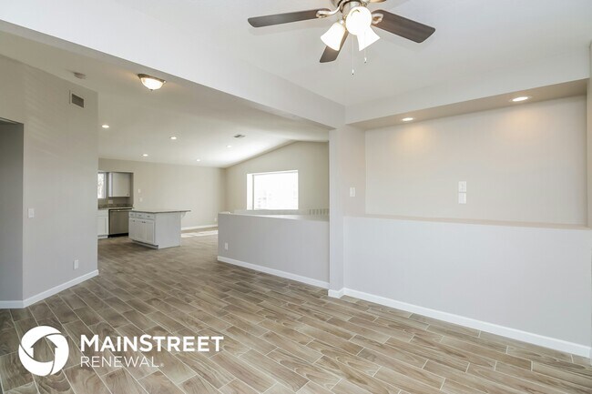 Foto del edificio - 8902 W Vernon Ave