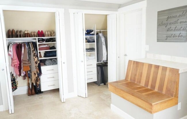 Building Photo - Single Family Home close to Sloan's Lake