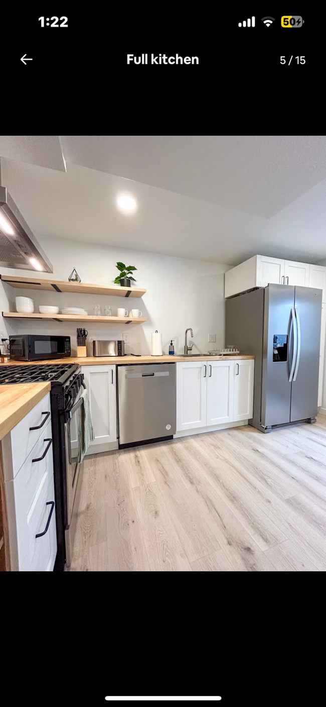 Building Photo - 3511 1180 S