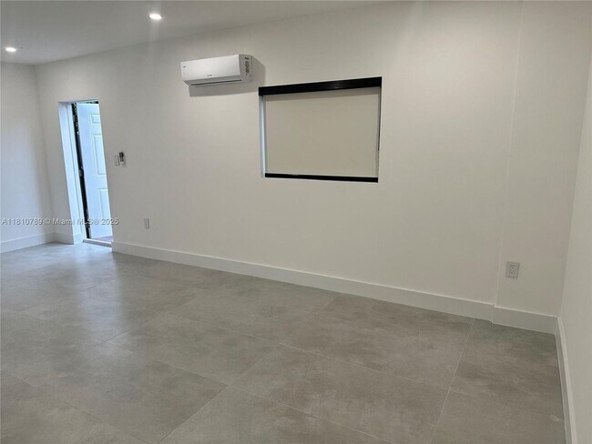 Foto del edificio - 10890 SW 68th Dr
