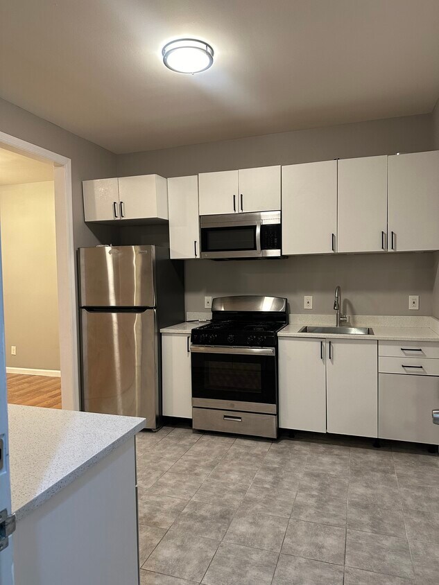 Foto principal - 137 21st St