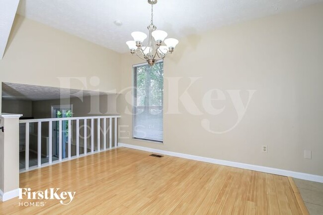 Building Photo - 8044 Buckland Dr