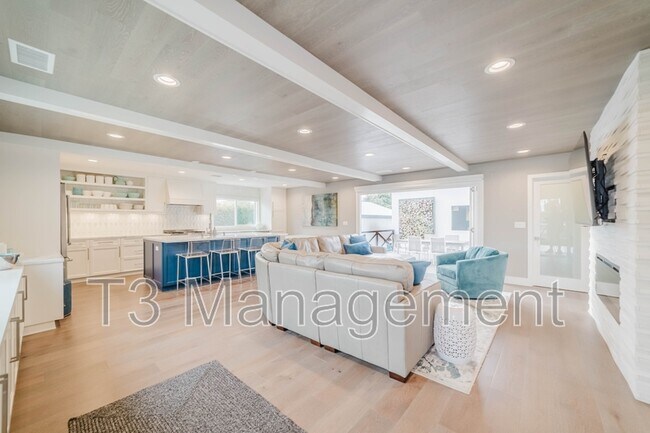 Foto del edificio - 1310 Knowles Ave