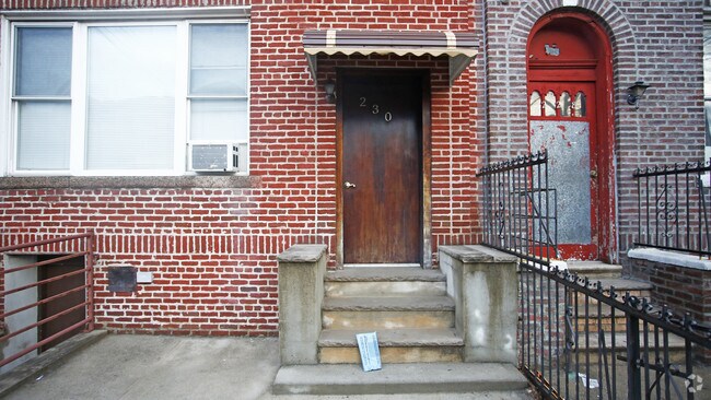 Building Photo - 230 Bay 34th St