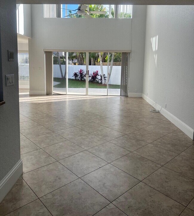 Foto del edificio - 10720 Bexley Blvd