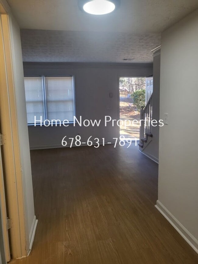 Photo - 3530 Southgate Way SE Apartment