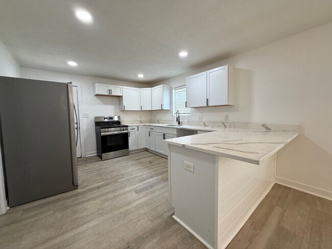 Foto del edificio - 523 N Alton Ave