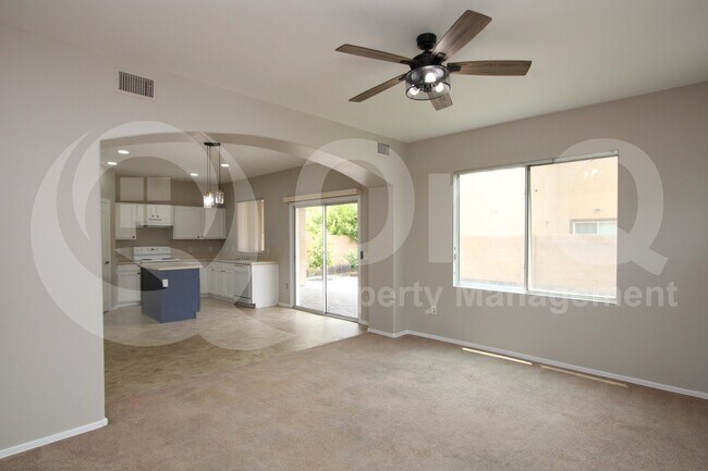 Photo - 4025 W Carter Rd House