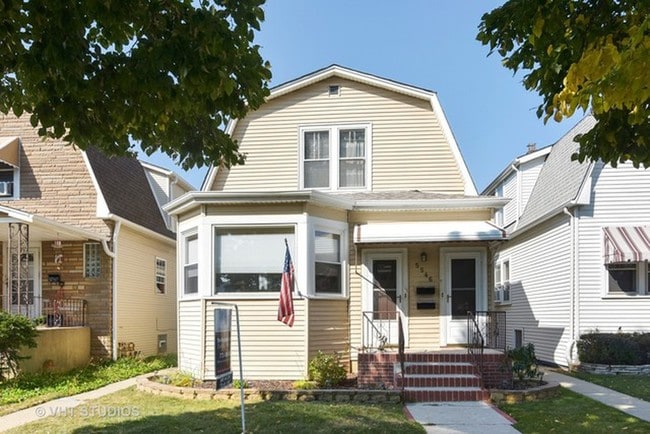 Building Photo - 5600 N Marmora Ave