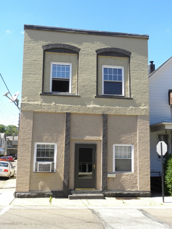 701 E 2nd Ave, Tarentum, PA 15084 Apartments in Tarentum, PA