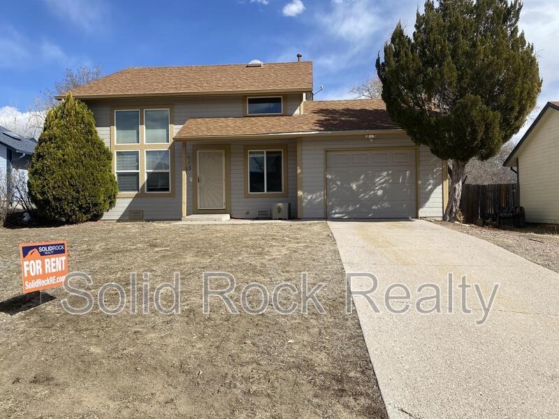 Photo - 935 Greenbrier Drive