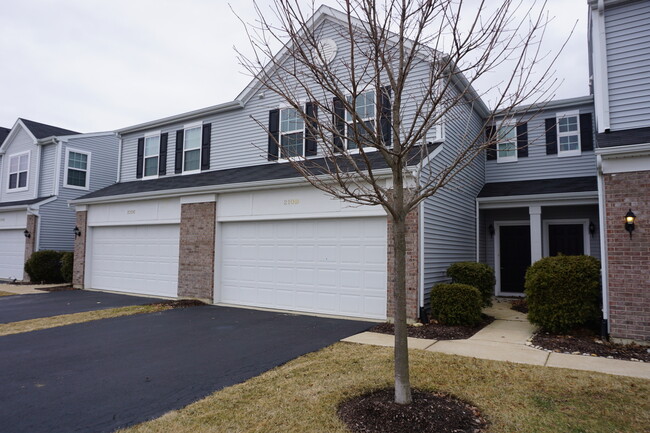 Foto del edificio - 210 Portage Ln