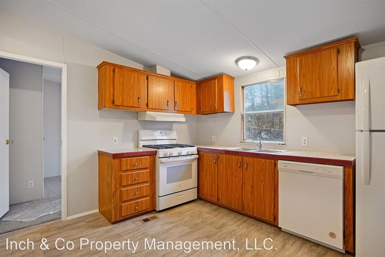 Primary Photo - 3 br, 2 bath House - 80 Argyle Ave