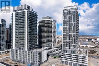 Building Photo - 27 Korda Gate