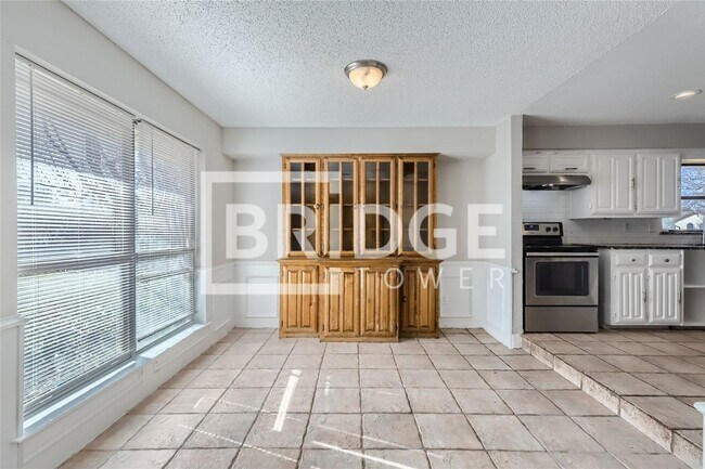 Building Photo - 106 Cedar View Dr