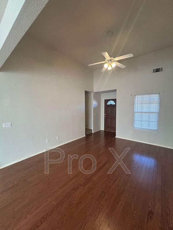 Photo - 3005 SW Amberwood Ave Apartment