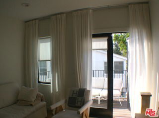 Foto del edificio - 8587 Rugby Dr