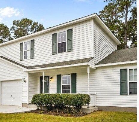 Primary Photo - Charming 2 Bedroom, 2.5 Bath Townhome - 40...