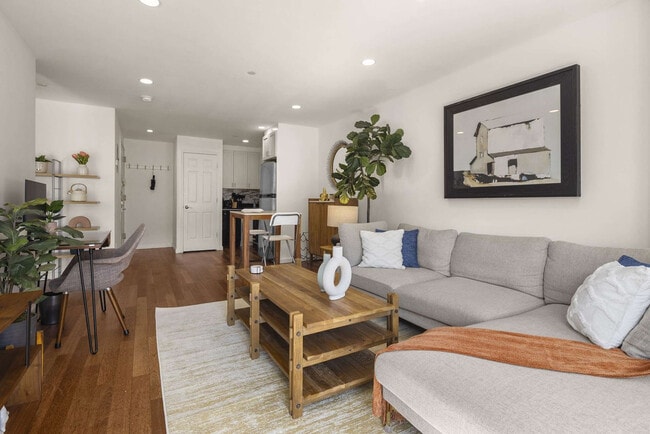 Foto del edificio - 15 St Marks Pl