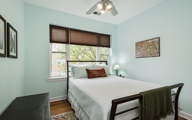 Foto del edificio - 4857 N Avers Ave