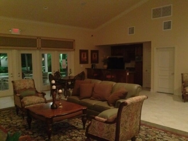 Building Photo - 6300 La Costa Dr
