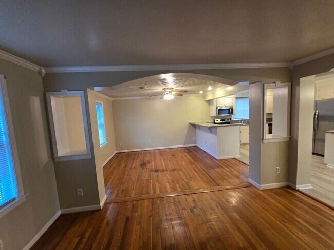 Foto del edificio - 3 BR House in S. Chesterfield - Available Now!