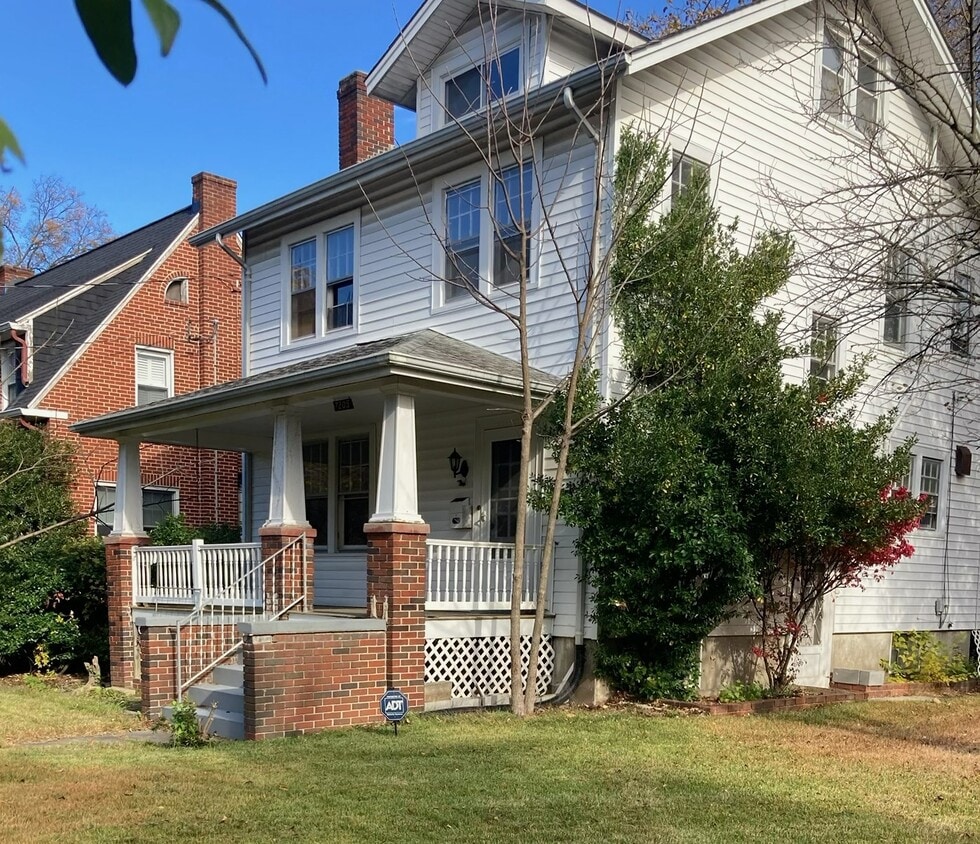 7205 RIA exterior2 - 7205 Rhode Island Ave