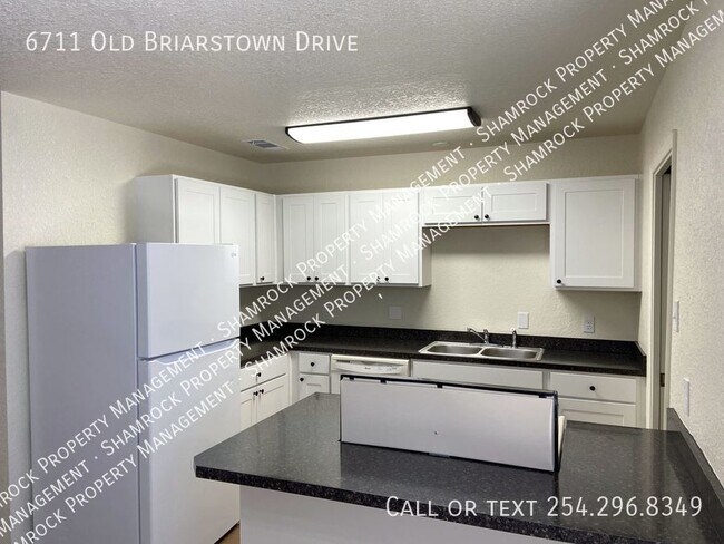 Building Photo - Old Briarstown Duplex