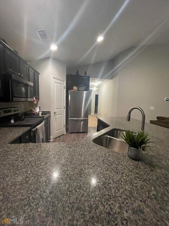 Foto del edificio - 54 Crestview Dr