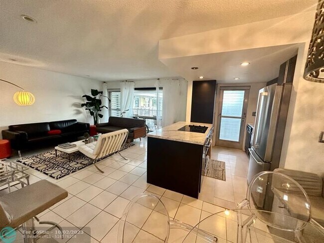 Foto del edificio - 2840 NE 33rd Ct