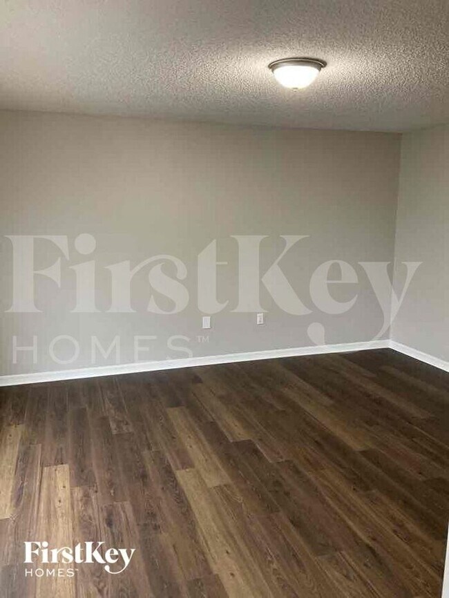 Building Photo - 7094 Shady Pine Ct