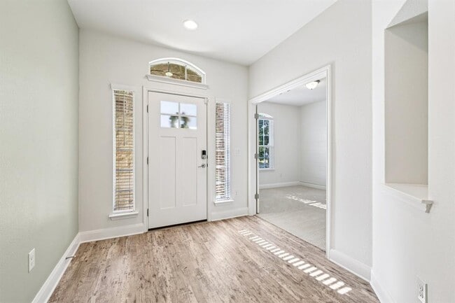 Foto del edificio - 9212 Margaret Jewel Ln