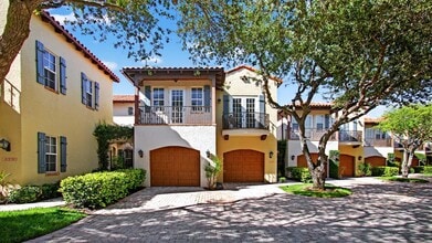 Building Photo - 1028 Coralina Ln