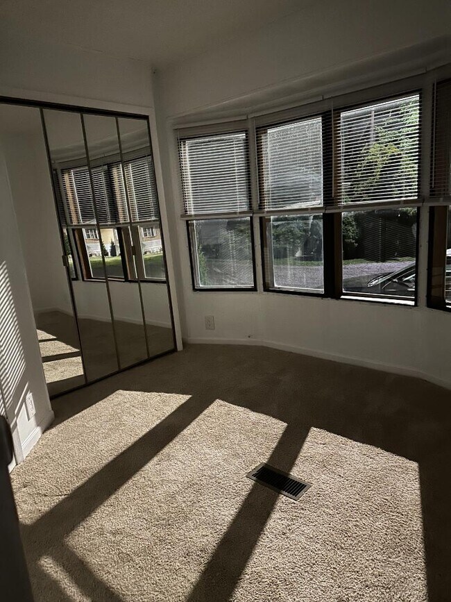 Photo - 11285 E Pleasant Lake Rd Apartment