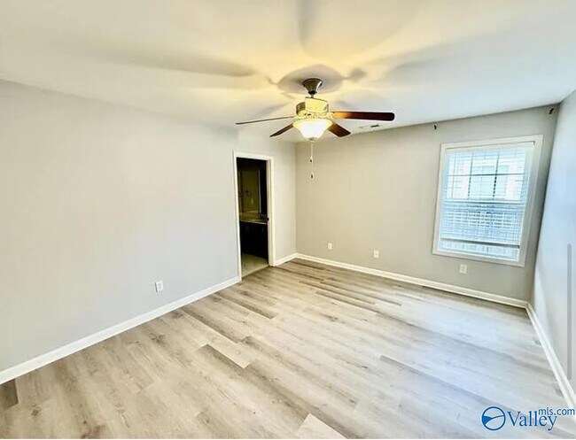 Foto del edificio - 2904 Wilson Dr NW