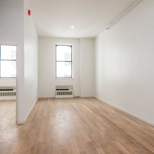 Building Photo - 618 Bushwick Ave