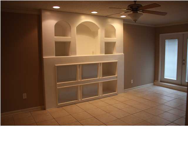 Foto del edificio - Spacious 2Bed/2Ba Home w/Easy Access to ALL PCB! *1/2 OFF Security Deposit for Active-Duty Milita...