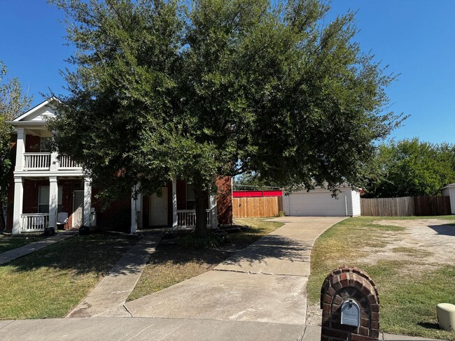 Foto del edificio - Charming Townhome in Plano