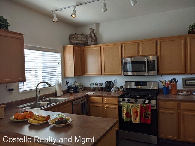 Building Photo - 2 br, 2 bath House - 3822 Ormond Beach St ...