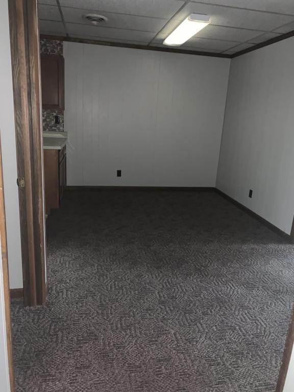 Building Photo - 110 1/2 S. Meridian