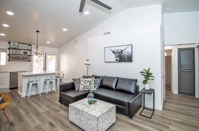 Foto del edificio - 2274 E 27th Ln