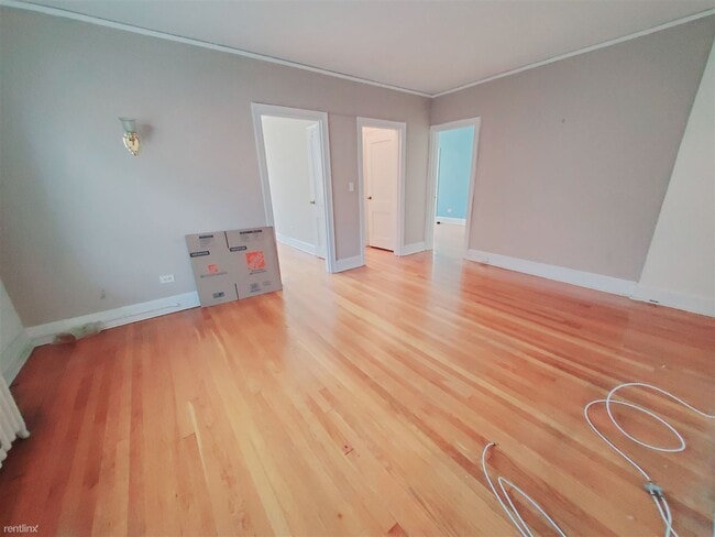 Building Photo - 2 br, 1 bath Condo - 22 Spring St Unit C
